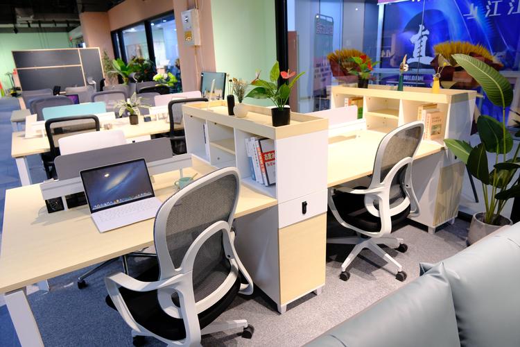 天津潤(rùn)東辦公家具展廳 智能化辦公空間升級(jí)的解決方案